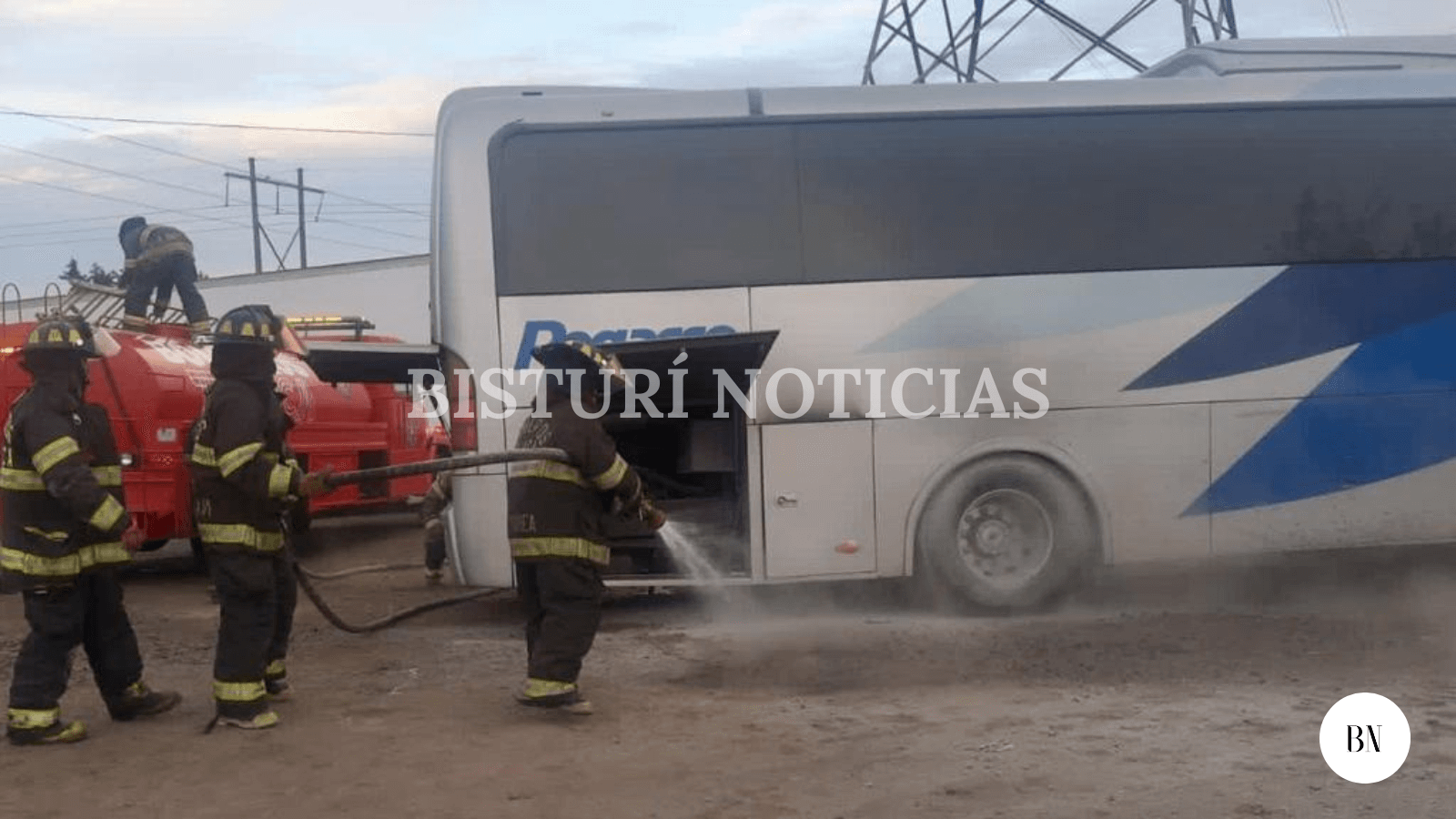 Se incendió autobús en   la Toluca-Atlacomulco
